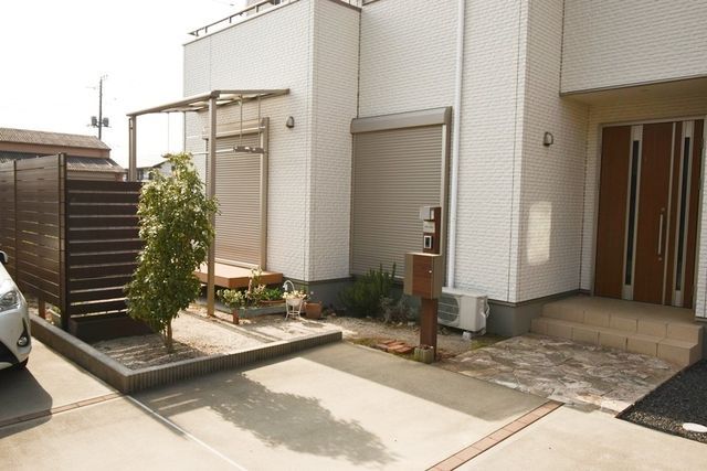 4LDK Modern House in Tsukuba with Garden and Parking - Thumbnail 4