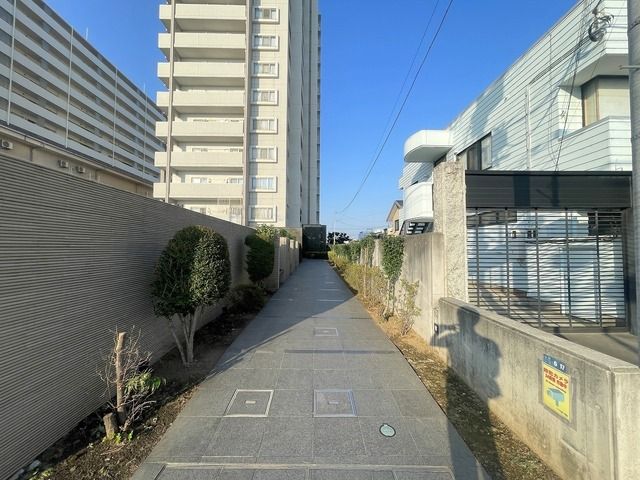 Levenheim Kounosu Argio 5F 2SLDK Condo for Sale - Thumbnail 4
