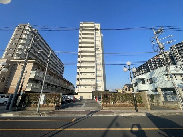 Levenheim Kounosu Argio 5F 2SLDK Condo for Sale - Thumbnail 2