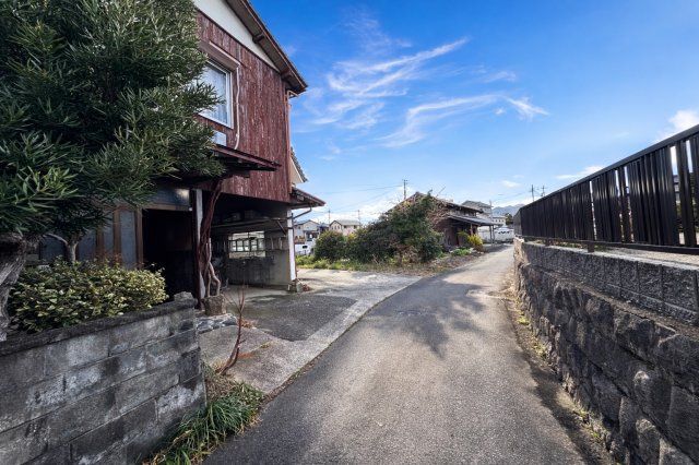 Land for Sale in Tosu City, Saga - 88 Tsubo Plot with Road Access - Thumbnail 4