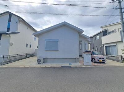 Used detached house in Nakasako, Iwade City | Iwade City, 22 minutes walk from Iwade Station on the JR Wakayama Line (Property number: 0008681-0008054) — Image 1, Iwade, Wakayama
