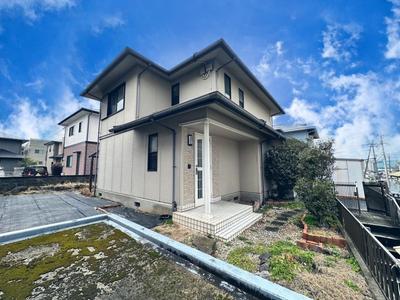 4LDK House in Kōshi City with Solar Panels — Image 1, Koshi, Kumamoto