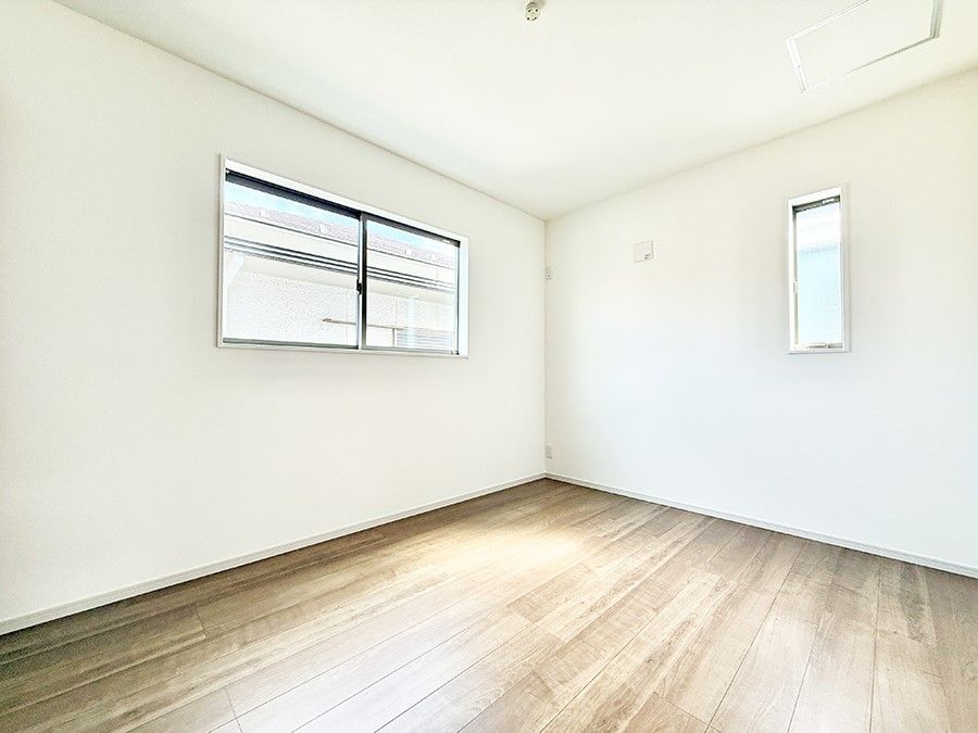 New ZEH Energy-Saving House for Sale in Zushi, Kanagawa - Thumbnail 4