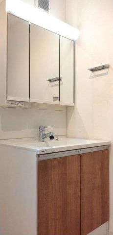 3SLDK house in Yokohama Tsurumi with 96sqm floor space - Thumbnail 3