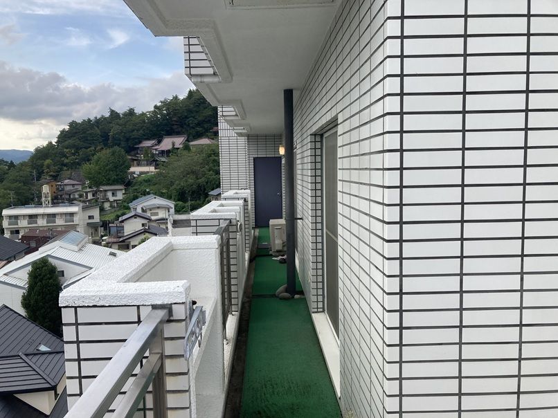 5LDK Designer Apartment by Kisho Kurokawa in Fukushima City - Thumbnail 3
