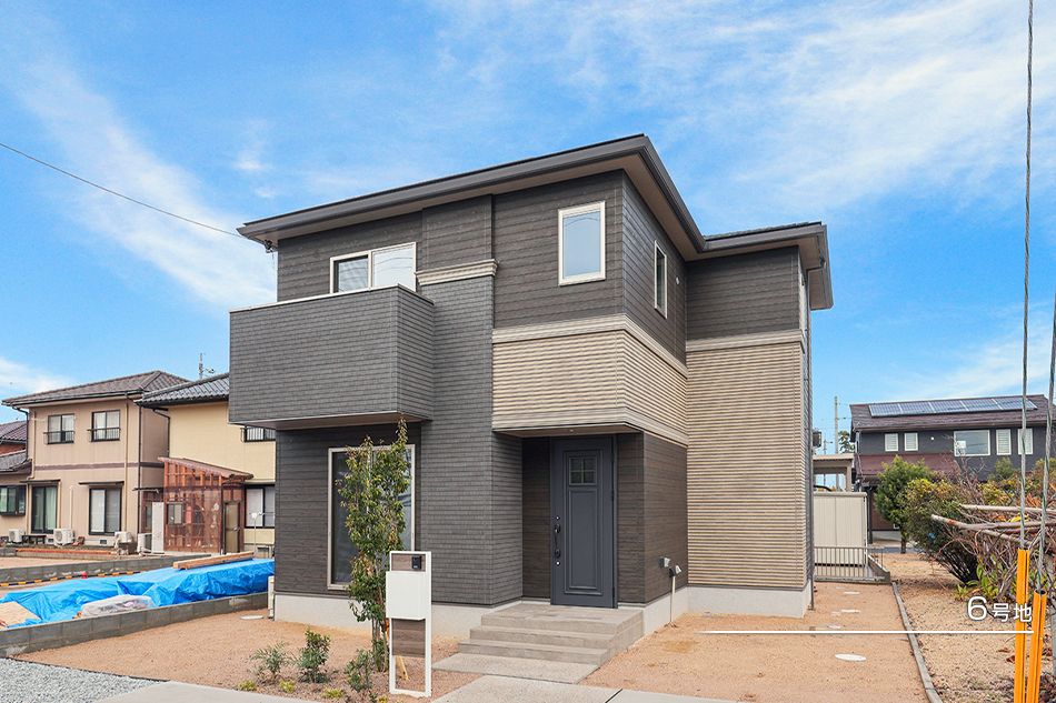 Daiwa House Securea Shinkai 6-chome New Build Homes in Yonago - Thumbnail 2