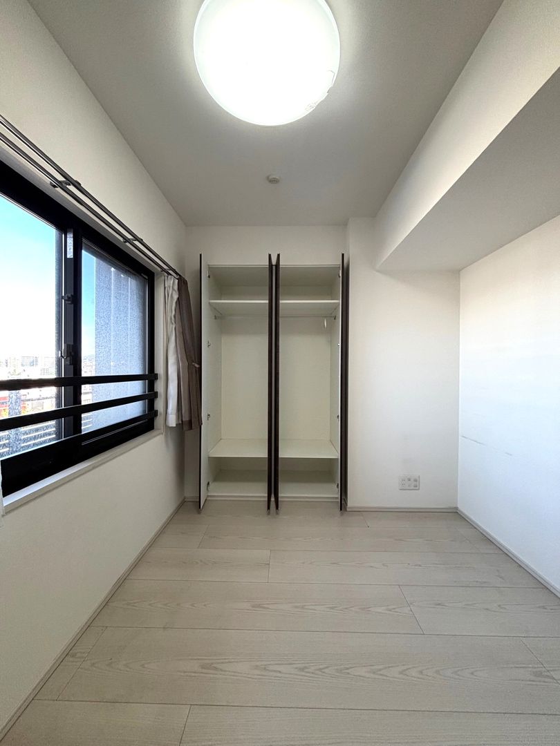 2LDK Apartment for Sale in Kanazawa City, Ishikawa - Thumbnail 3