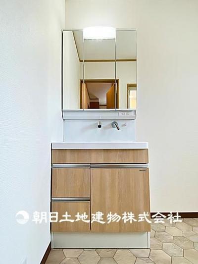 Modern 3SLDK House in Iruma City with 2 Parking Spaces — Image 22, Iruma, Saitama