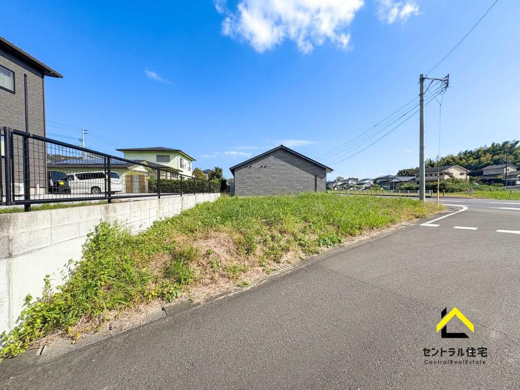 Cleared Corner Lot for Sale in Kunitomi, Miyazaki - Thumbnail 2