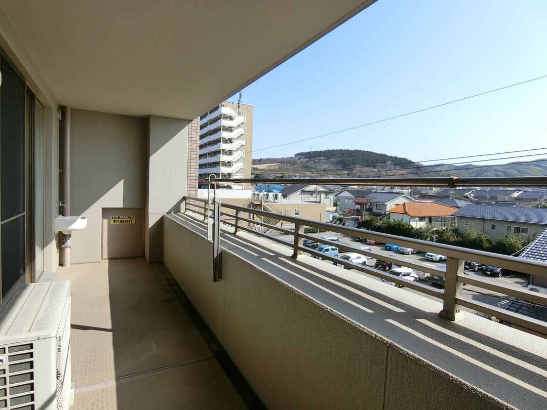 2LDK Apartment for Sale in Kanazawa's Fushimishinmachi - Thumbnail 4