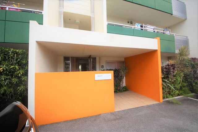 4LDK Apartment for Sale in Tomigusuku, Okinawa - Starter Mansion - Thumbnail 2