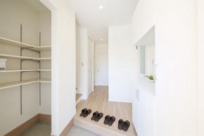 Modern 3LDK House in Nishio City with Parking — Image 3, Nishio, Aichi