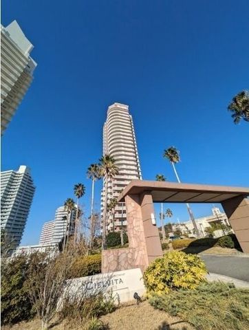 Marina City Cielvita 14F 1LDK Condo for Sale in Wakayama - Thumbnail 2