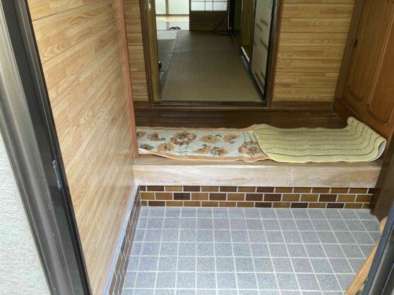 8DK Wooden House for Sale in Mihara, Hiroshima with Garden Plot - Thumbnail 2