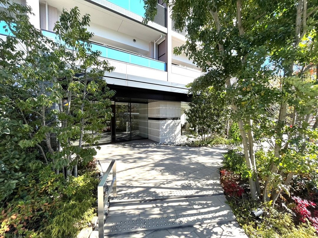 Excellent City Shin-Kashiwa Hills 5F 2LDK Apartment for Sale - Thumbnail 4