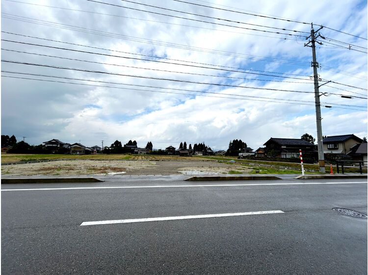 160 Tsubo Land Plot for Sale in Takaoka, Toyama - Thumbnail 2