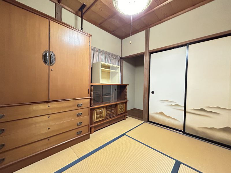 6DK Traditional House in Hamamatsu with 199sqm Land - Thumbnail 3