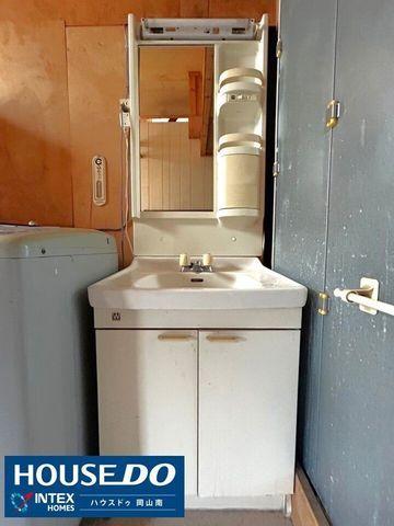 4DK House in Tamano City, Okayama - Spacious Layout — Image 2, Tamano, Okayama