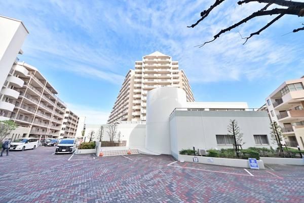 4LDK Apartment for Sale in Soka City, Saitama - Thumbnail 2