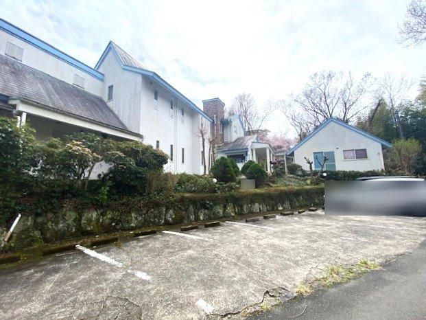 Spacious 9DK House in Ito's Ōmuro Highlands - Thumbnail 3