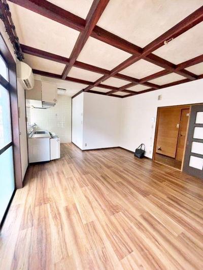 Spacious 4LDK House with Garden in Tsunemi-cho, Kitakyushu — Image 3, Moji, Fukuoka