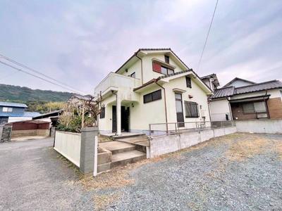 Spacious 4LDK House with Garden in Tsunemi-cho, Kitakyushu — Image 1, Moji, Fukuoka