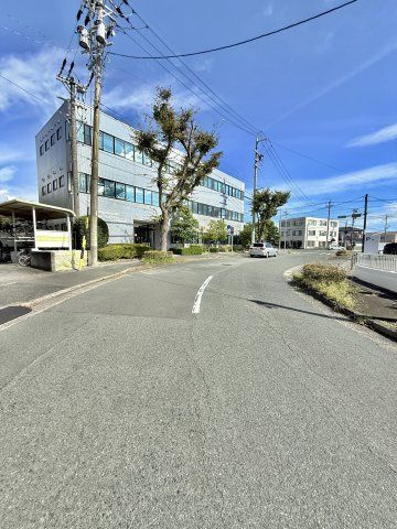 4LDK Apartment with Private Garden in Hamamatsu - Thumbnail 3