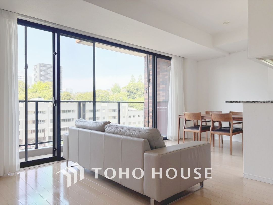3LDK Apartment for Sale in Toshima-ku, Tokyo - 77.02 sqm - Thumbnail 3