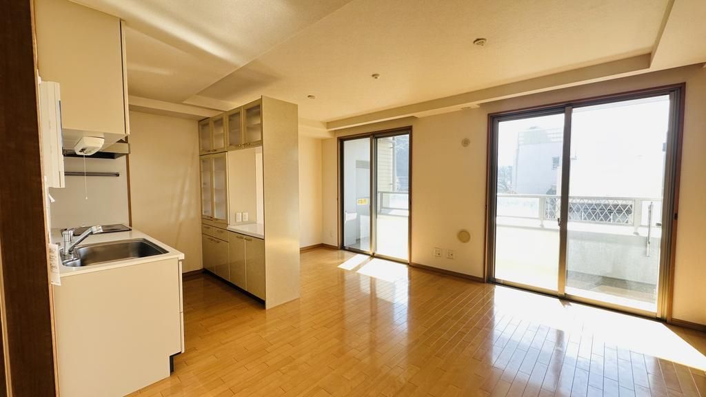 2LDK Apartment for Sale Near Isahaya Station, Nagasaki - Thumbnail 3