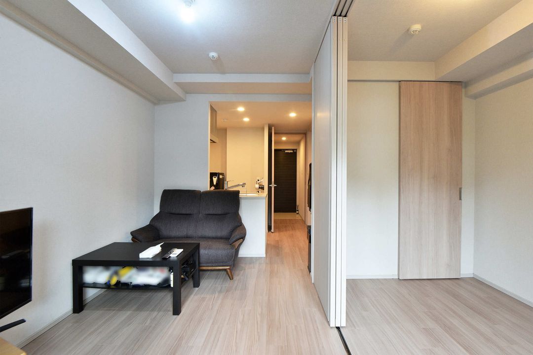 Clio Yokohama Higashi-Shirakaku 1LDK Condominium for Sale - Thumbnail 3