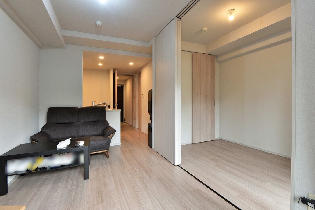 Clio Yokohama Higashi-Shirakaku 1LDK Condominium for Sale - Thumbnail 4