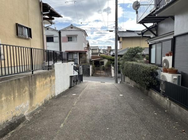 Land with House for Sale in Uji, Kyoto - Near Kibata Station - Thumbnail 2