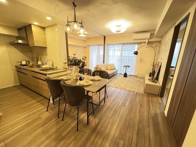 3LDK Apartment in Koto-ku, Tokyo - 74.56m2 - Thumbnail 3