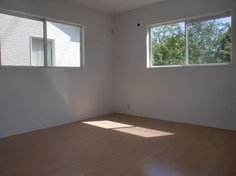 4LDK House in Wakayama City with 2025 Renovations - Thumbnail 2
