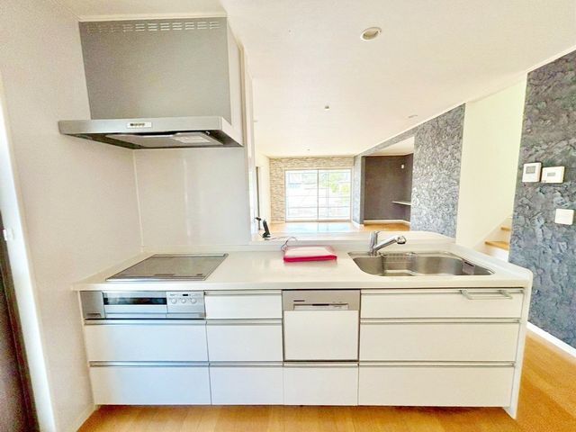 4LDK Solar-Powered House for Sale in Nakagawa City, Fukuoka - Thumbnail 4