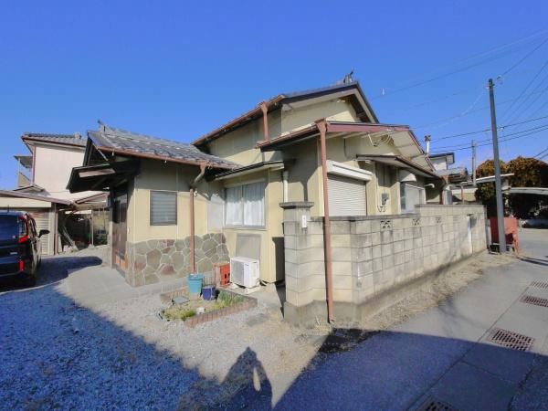 Spacious Farmhouse with Land for Sale in Sano, Tochigi - Thumbnail 2