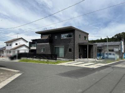 Modern 5LDK House with Solar Power in Kakegawa — Image 1, Kakegawa, Shizuoka