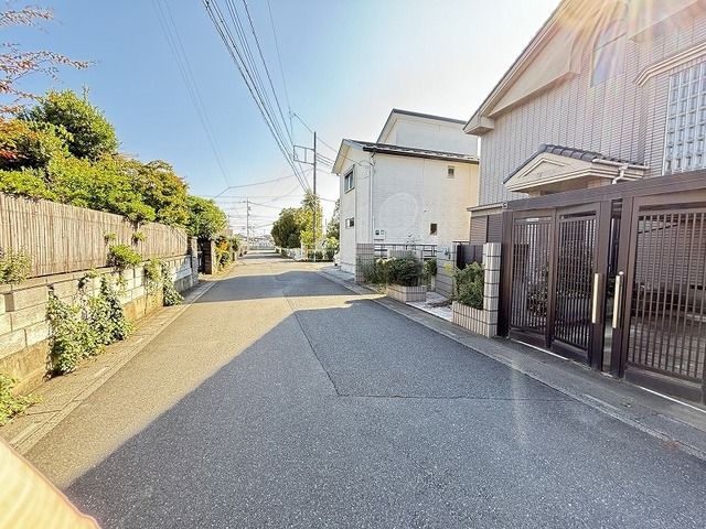 5LDK House in Ina Town with 221㎡ Land Near Kawagoe - Thumbnail 3