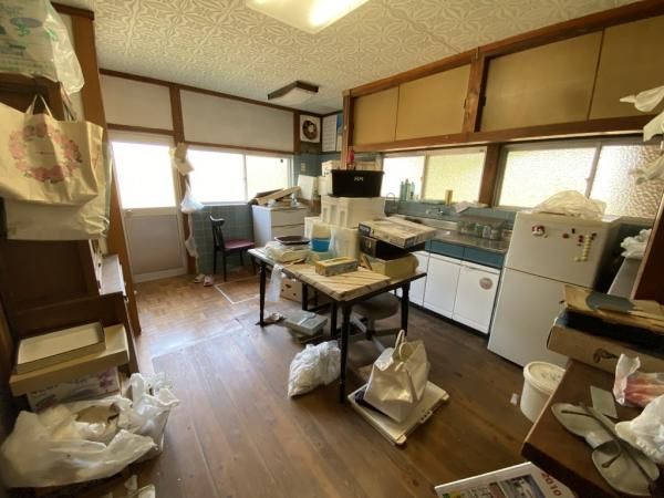 5DK Traditional House on 115 Tsubo Land in Saijo, Ehime - Thumbnail 3