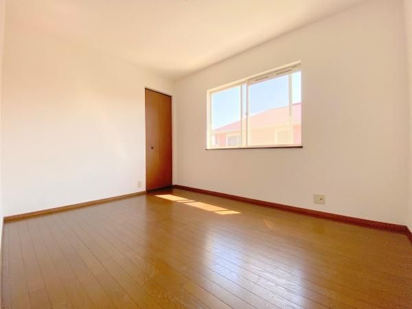 4LDK House in Togane Kiminomori | Renovated 2024 | 185m² Land - Thumbnail 4