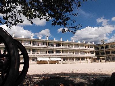 Asakita Ward, Saniri Minami 2-2 | Asakita Ward, Hiroshima City, 8 minutes by bus from Kabe Station on the JR Kabe Line, get off at Machiya Monument, 7 minutes walk from the bus stop. Used detached house (Property number: 0141642-0006625) — Image 1, Asakita, Hiroshima