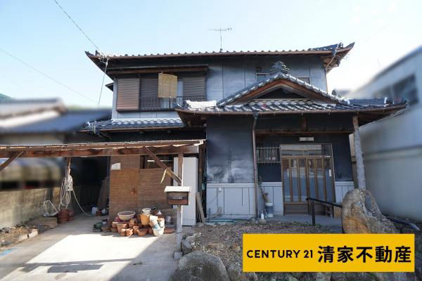 6-Bedroom House Near Higashi-Kasugai Station, Kasugai - Thumbnail 2