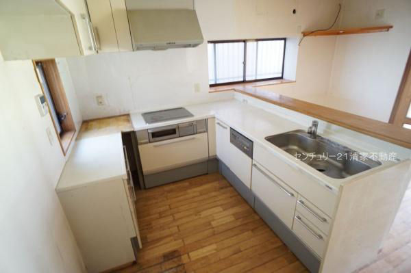 6-Bedroom House Near Higashi-Kasugai Station, Kasugai - Thumbnail 3