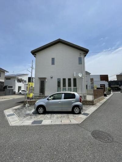 Spacious 4SLDK house in Hikone with garden and parking — Image 2, Hikone, Shiga
