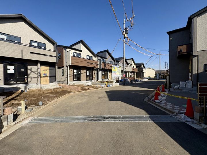 New 4LDK Houses with Solar Panels in Higashikurume, Tokyo - Thumbnail 4