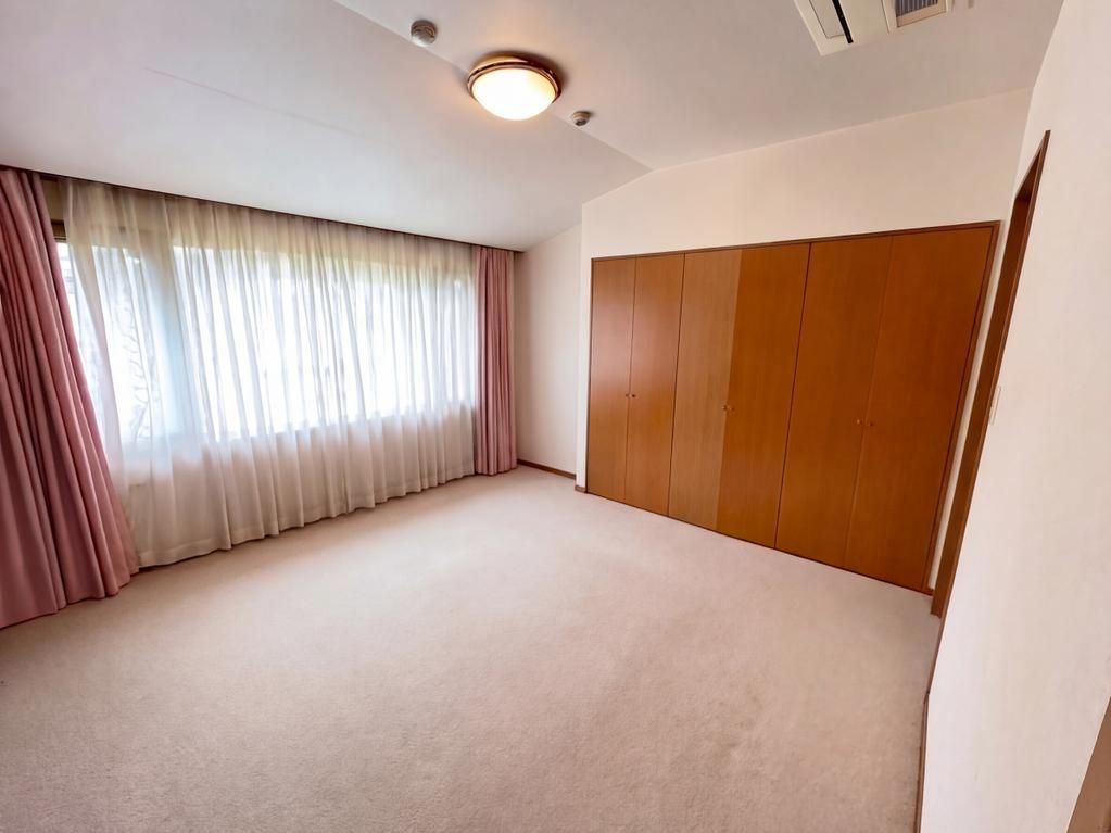 2LDK Apartment for Sale in Yamanakako, Yamanashi - Thumbnail 4