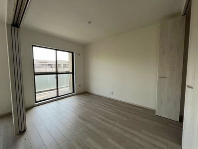 Laurel Court Haginodai 2LDK Apartment in Ikoma — Image 3, Ikoma, Nara