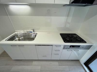 Laurel Court Haginodai 2LDK Apartment in Ikoma — Image 1, Ikoma, Nara