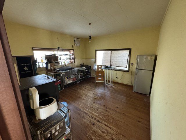 2LDK Single-Story House on 326m² Land in Akaiwa, Okayama - Thumbnail 4