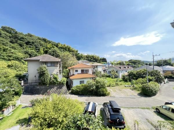 3LDK House for Sale in Yokosuka, Kanagawa - 145 sqm Land - Thumbnail 2